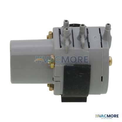 Honeywell Pneumatic SPDT Relay (switching between 3-7 PSI) RP670A1001